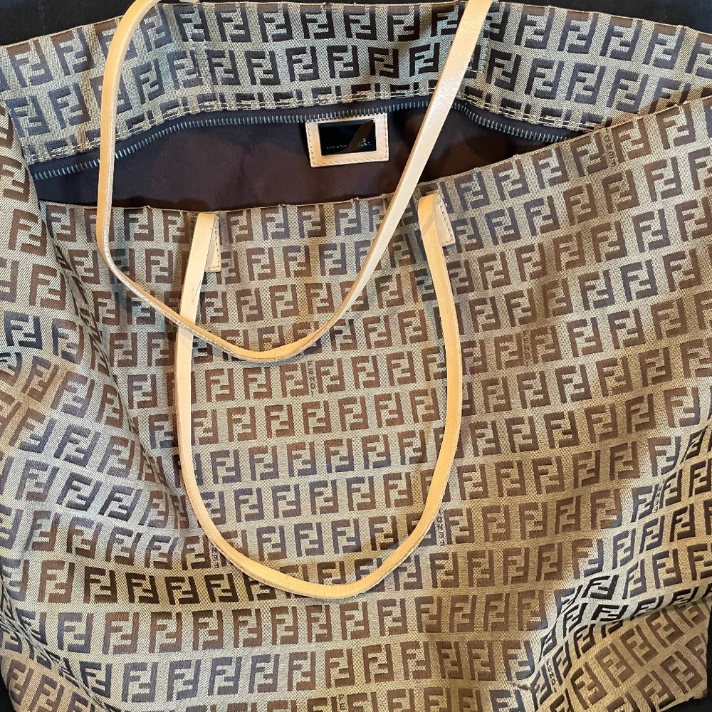 Fendi purse